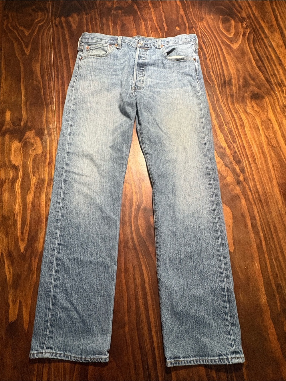 Levi’s 501 Jeans Mens 33x30 Light Wash Button Fly Denim